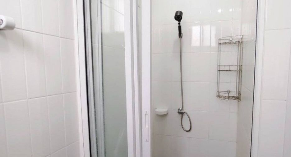 For sale 3 bedrooms townhouse in Mueang Samut Prakan, Samut Prakan