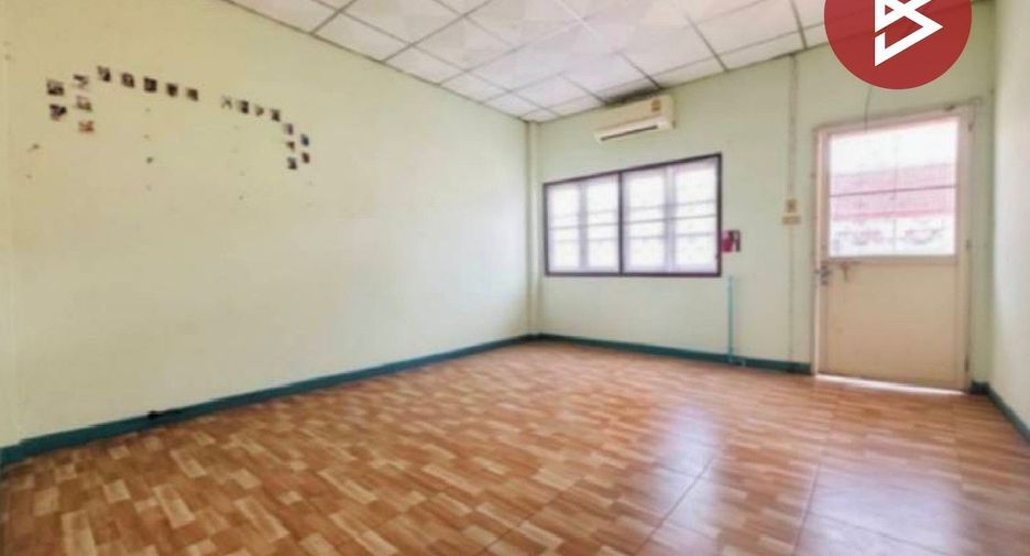 For sale 2 ベッドルーム townhouse in Phra Samut Chedi, Samut Prakan