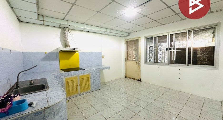 For sale 2 ベッドルーム townhouse in Phra Samut Chedi, Samut Prakan