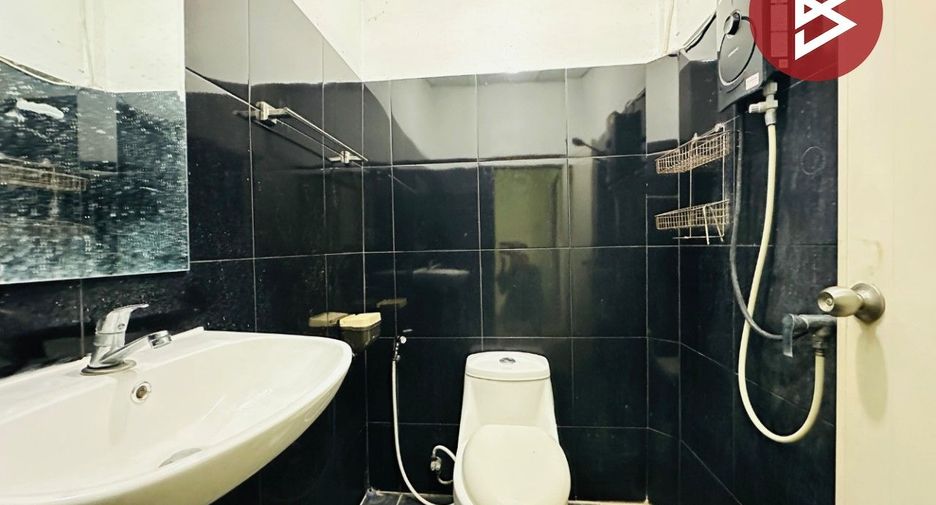 For sale 2 ベッドルーム townhouse in Phra Samut Chedi, Samut Prakan