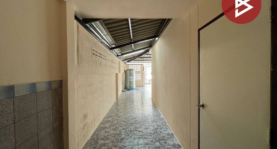 For sale 2 bedrooms townhouse in Mueang Nakhon Pathom, Nakhon Pathom