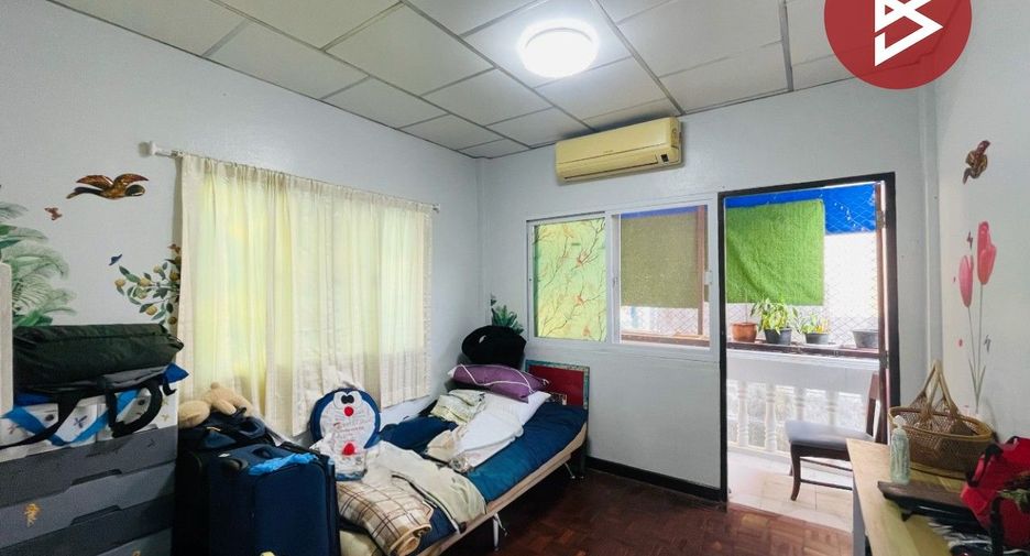 Casa en venta de 4 habitaciones en Prawet, Bangkok