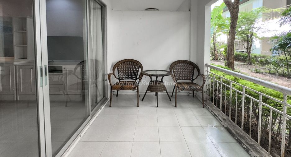 À vendre studio condo à Jomtien, Pattaya