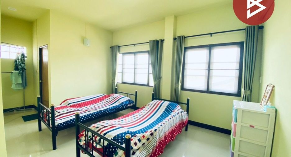 Haus zum Kauf mit 5 Zimmer in Tha Yang, Phetchaburi