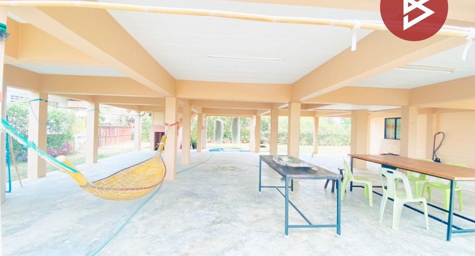 Haus zum Kauf mit 5 Zimmer in Tha Yang, Phetchaburi