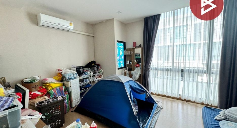 À vendre 3 chambres maison de ville à Thanyaburi, Pathum Thani
