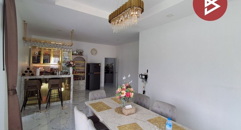 For sale 4 bedrooms house in Mueang Kanchanaburi, Kanchanaburi