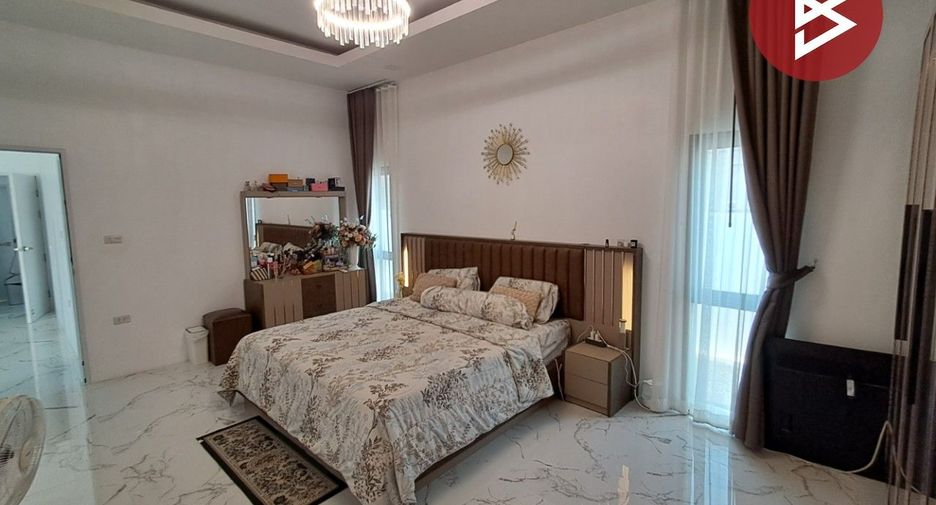 For sale 4 bedrooms house in Mueang Kanchanaburi, Kanchanaburi