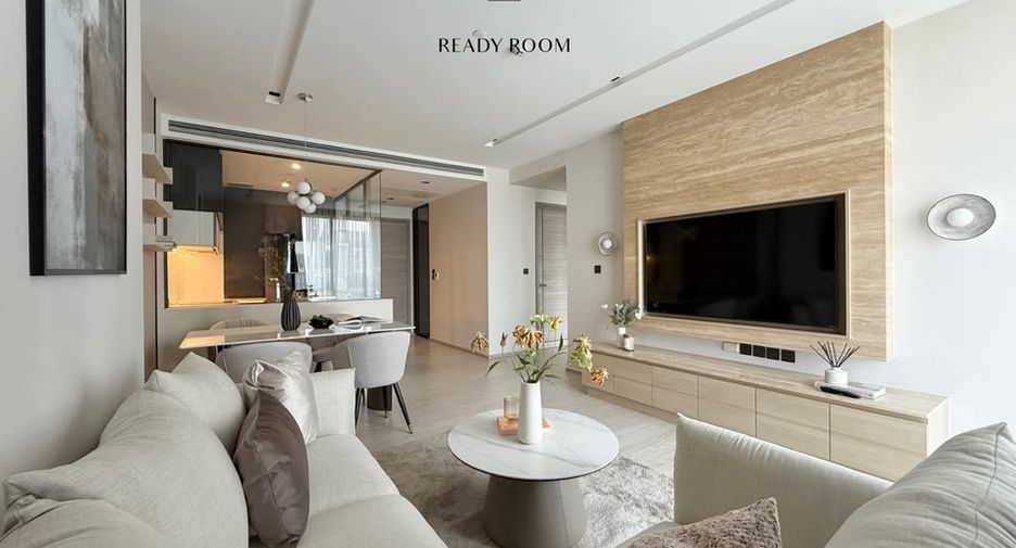 For rent 2 bedrooms condo in Khlong Toei, Bangkok