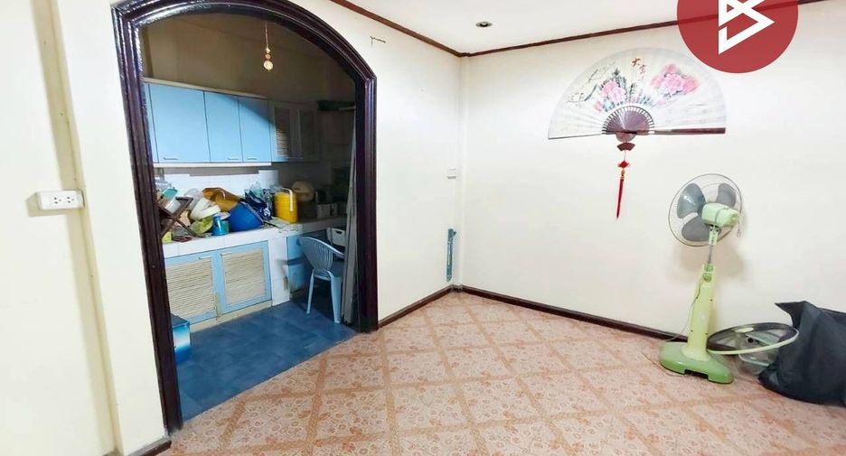 For sale 7 bedrooms townhouse in Pak Kret, Nonthaburi