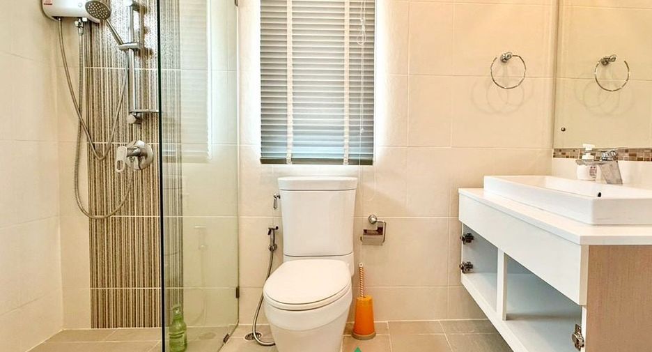 For sale 3 bedrooms house in Khan Na Yao, Bangkok