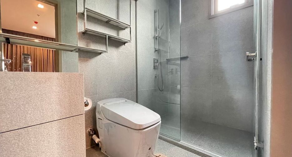 Wohnung zur Miete mit 2 Zimmer in Pathum Wan, Bangkok