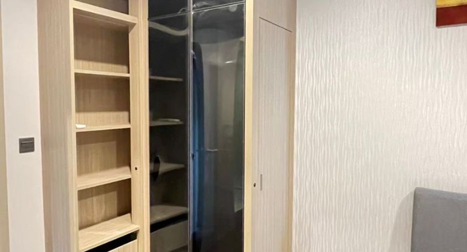 Wohnung zur Miete mit 2 Zimmer in Pathum Wan, Bangkok