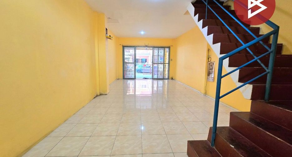 For sale 4 bedrooms townhouse in Phra Samut Chedi, Samut Prakan