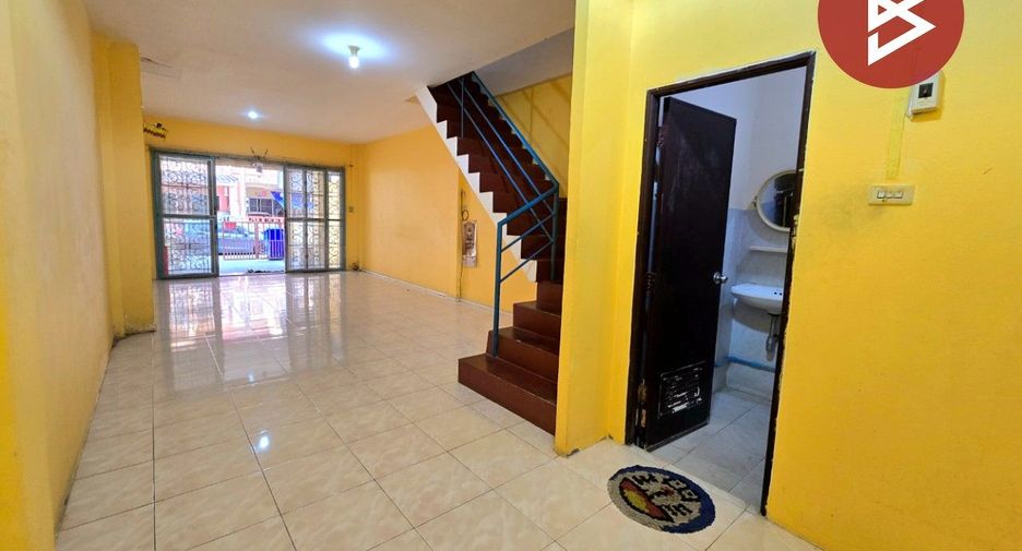 For sale 4 bedrooms townhouse in Phra Samut Chedi, Samut Prakan