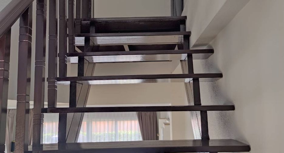 For sale 2 bedrooms villa in Bang Lamung, Chonburi