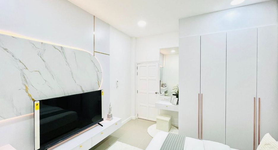 For sale 3 bedrooms house in Bang Lamung, Chonburi