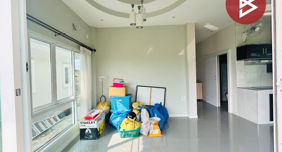 For sale 2 ベッドルーム house in Ban Bueng, Chonburi