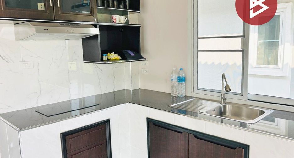 For sale 2 ベッドルーム house in Ban Bueng, Chonburi
