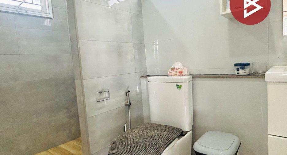 For sale 2 ベッドルーム house in Ban Bueng, Chonburi