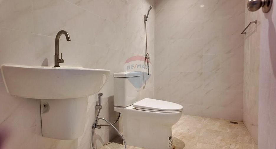 For sale 4 bedrooms villa in Ko Samui, Surat Thani