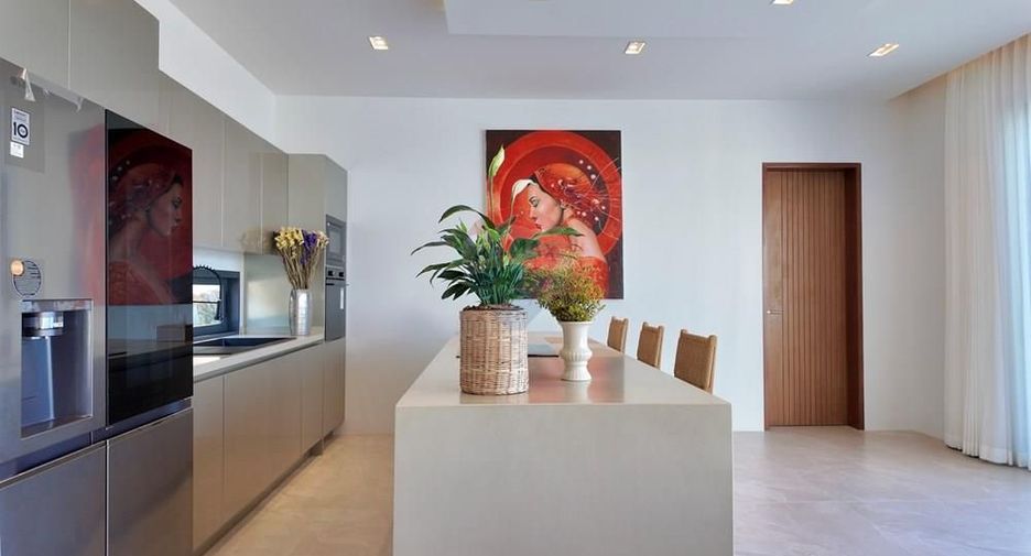 For sale 4 bedrooms villa in Ko Samui, Surat Thani
