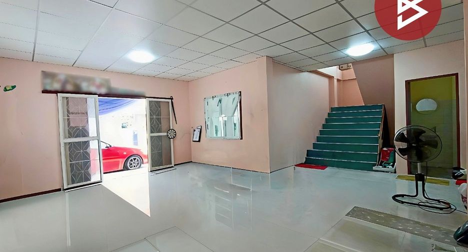 For sale 4 bedrooms house in Lam Luk Ka, Pathum Thani