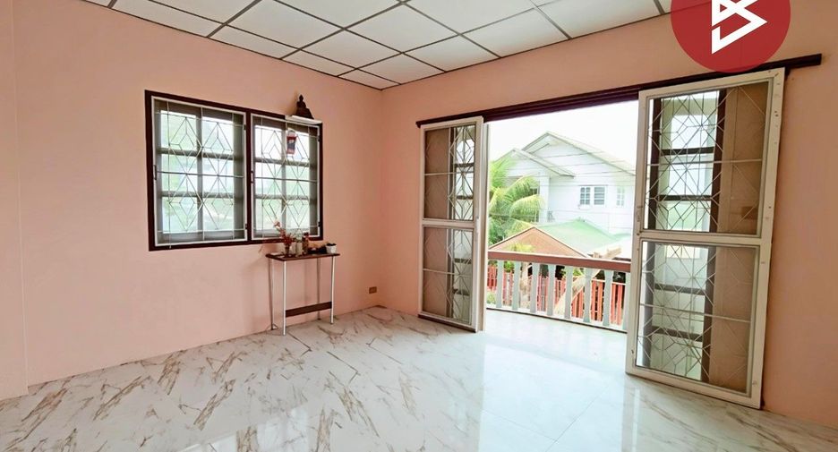 For sale 4 bedrooms house in Lam Luk Ka, Pathum Thani