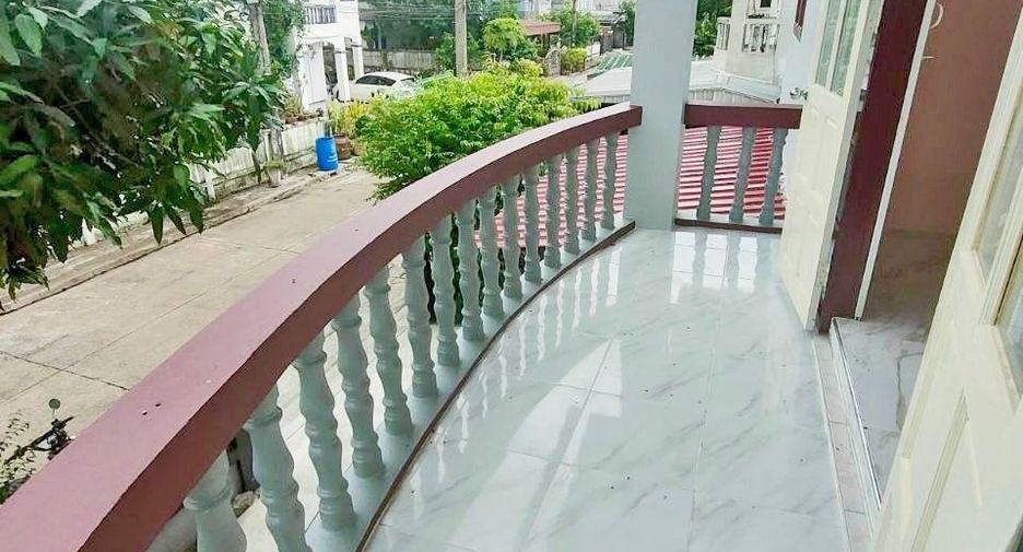 For sale 4 bedrooms house in Lam Luk Ka, Pathum Thani