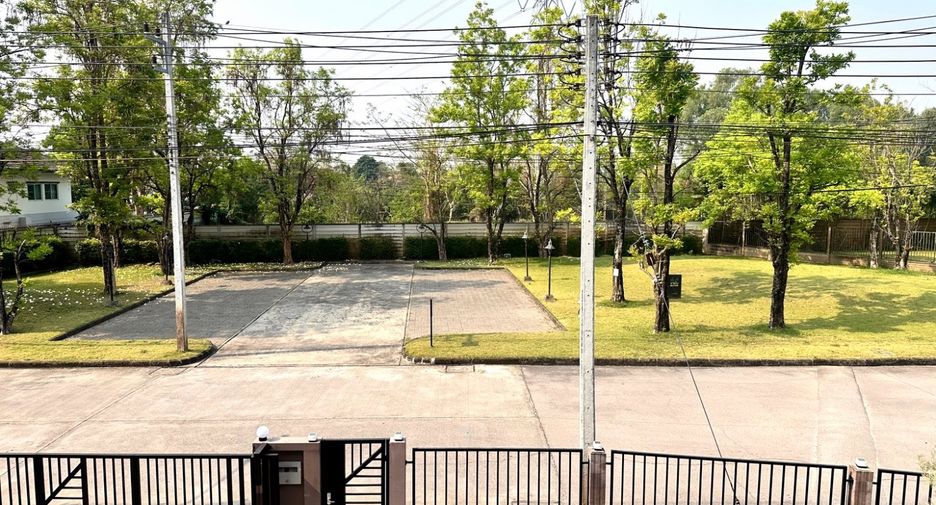 For rent 3 ベッドルーム house in San Kamphaeng, Chiang Mai