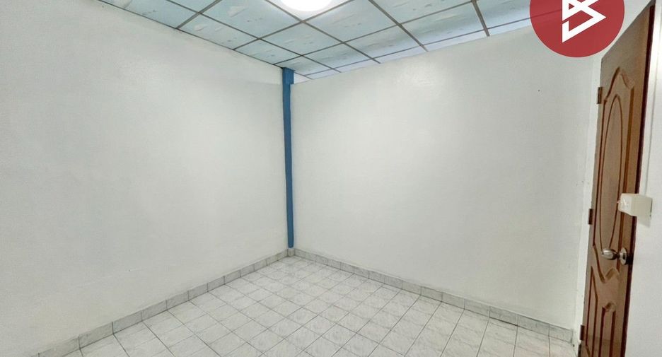 For sale 1 bed townhouse in Mueang Samut Prakan, Samut Prakan