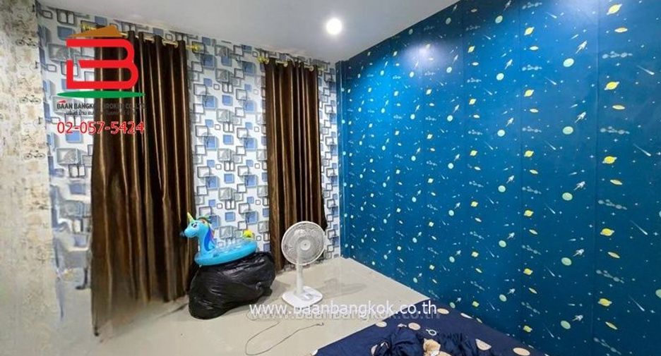 For sale 2 bedrooms townhouse in Pluak Daeng, Rayong