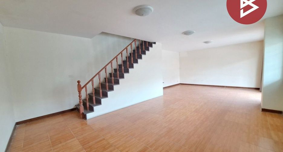 Продажа 2 спальни таунхаус в Khlong Luang, Патумтани