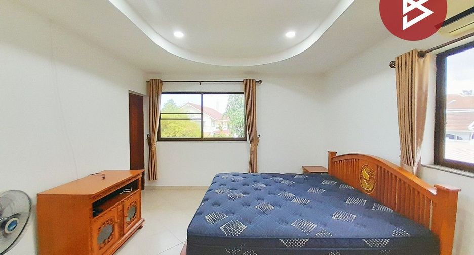 For sale 4 bedrooms house in Sattahip, Chonburi
