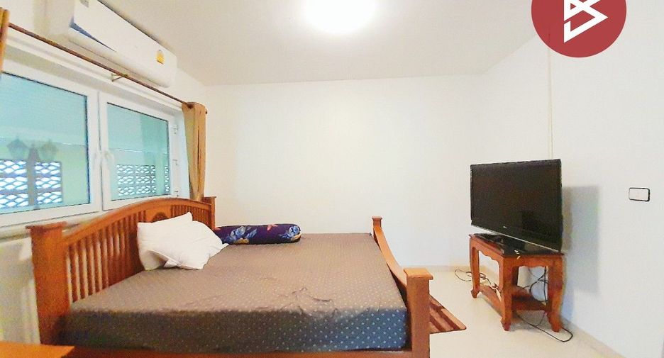 For sale 4 bedrooms house in Sattahip, Chonburi