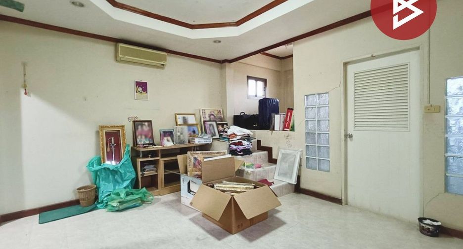 Haus zum Kauf mit 4 Zimmer in Mueang Ratchaburi, Ratchaburi