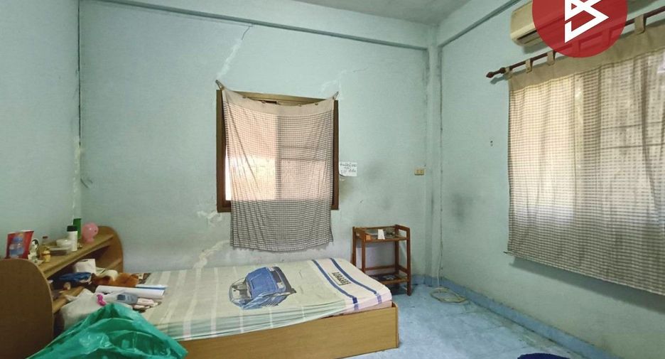 Haus zum Kauf mit 4 Zimmer in Mueang Ratchaburi, Ratchaburi