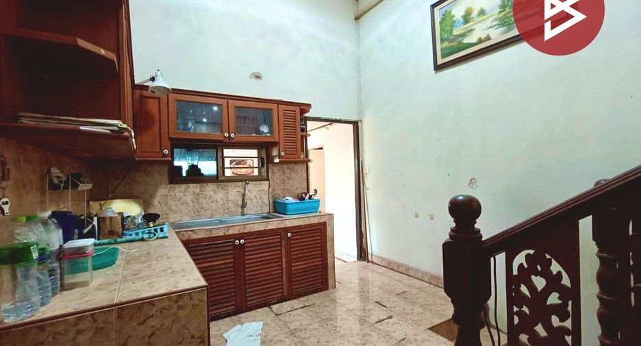 Haus zum Kauf mit 4 Zimmer in Mueang Ratchaburi, Ratchaburi