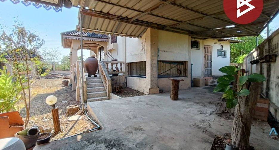 Haus zum Kauf mit 4 Zimmer in Mueang Ratchaburi, Ratchaburi