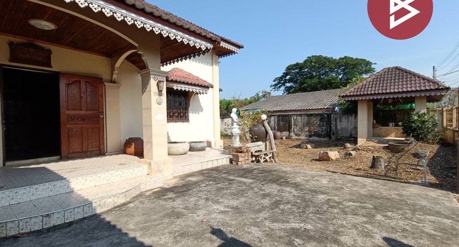 Haus zum Kauf mit 4 Zimmer in Mueang Ratchaburi, Ratchaburi