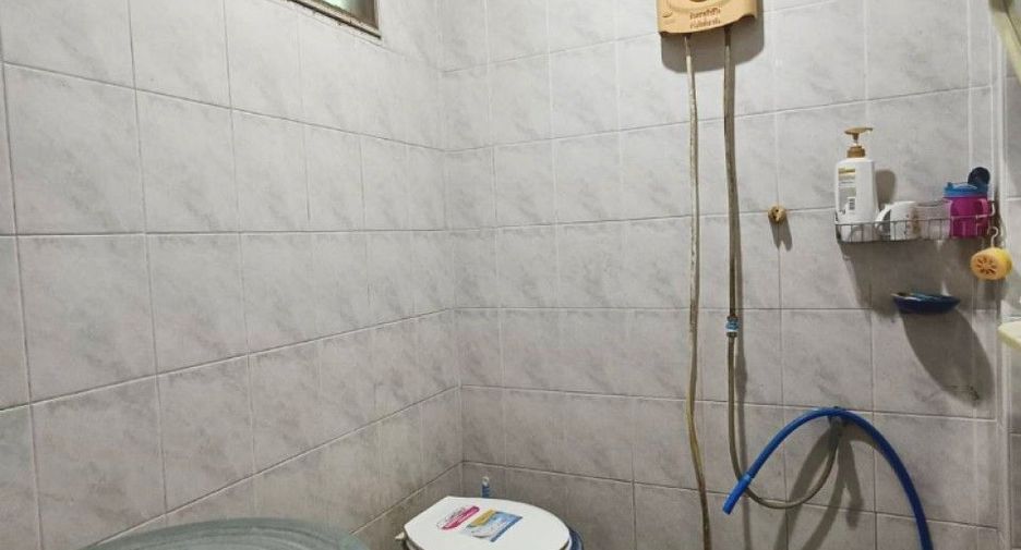 Haus zum Kauf mit 4 Zimmer in Mueang Ratchaburi, Ratchaburi