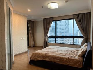 For rent 3 bedrooms condo in Bang Kho Laem, Bangkok