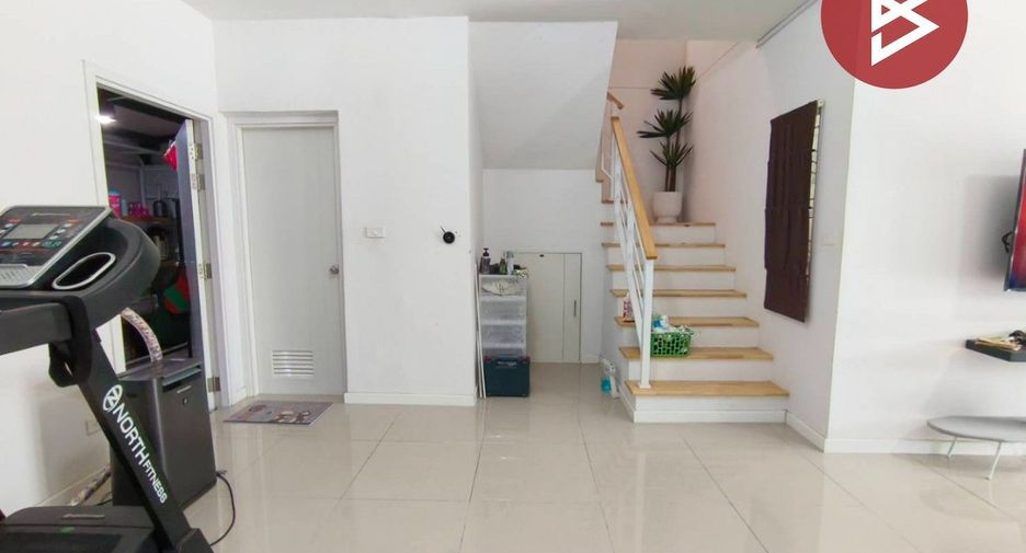 Reihenhaus zum Kauf mit 3 Zimmer in Bang Phli, Samut Prakan