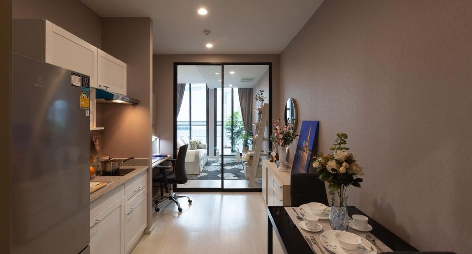 Wohnung zur Miete mit 1 Zimmer in Pathum Wan, Bangkok