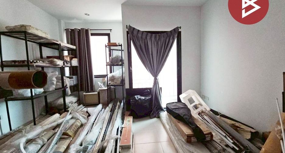 À vendre 4 chambres local commercial à Mueang Chon Buri, Chonburi