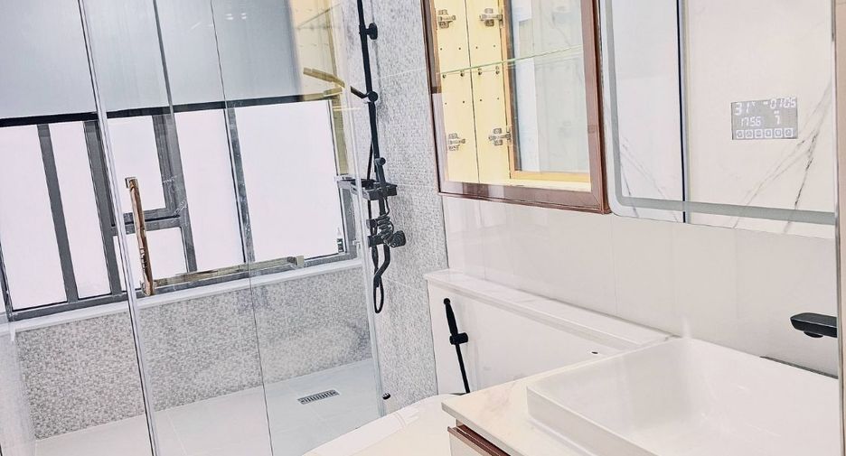 Wohnung zum Kauf mit 1 Zimmer in Sathon, Bangkok