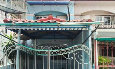 出售 2 卧室 联排别墅 在 Phra Samut Chedi, Samut Prakan
