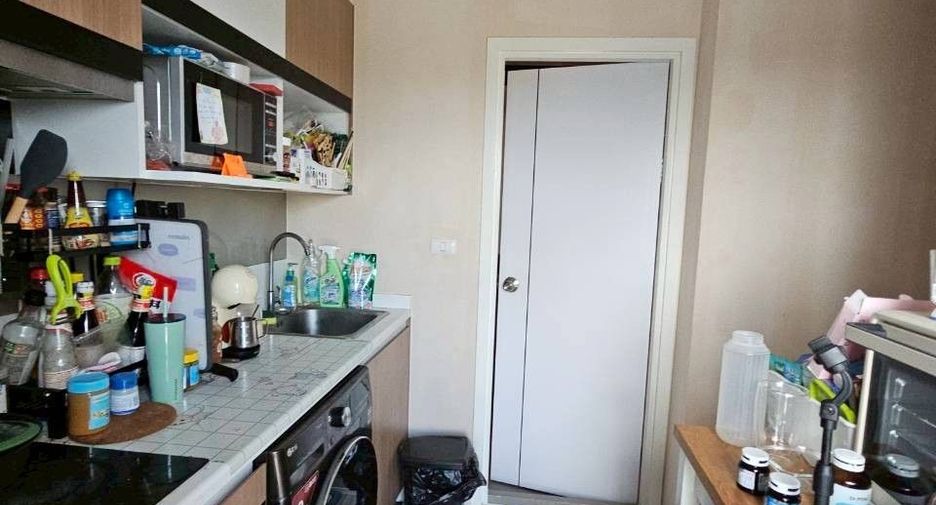 For sale 1 bed condo in Si Racha, Chonburi