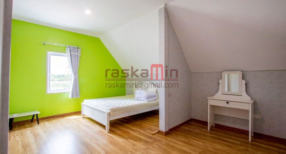 For rent 6 bedrooms villa in Bang Lamung, Chonburi