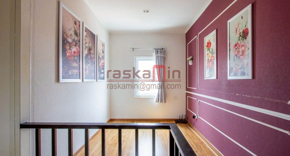 For rent 6 bedrooms villa in Bang Lamung, Chonburi